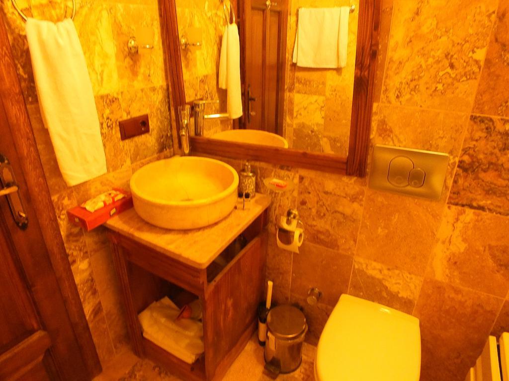 Dilek Tepesi Cave Hotel Ayvali Номер фото