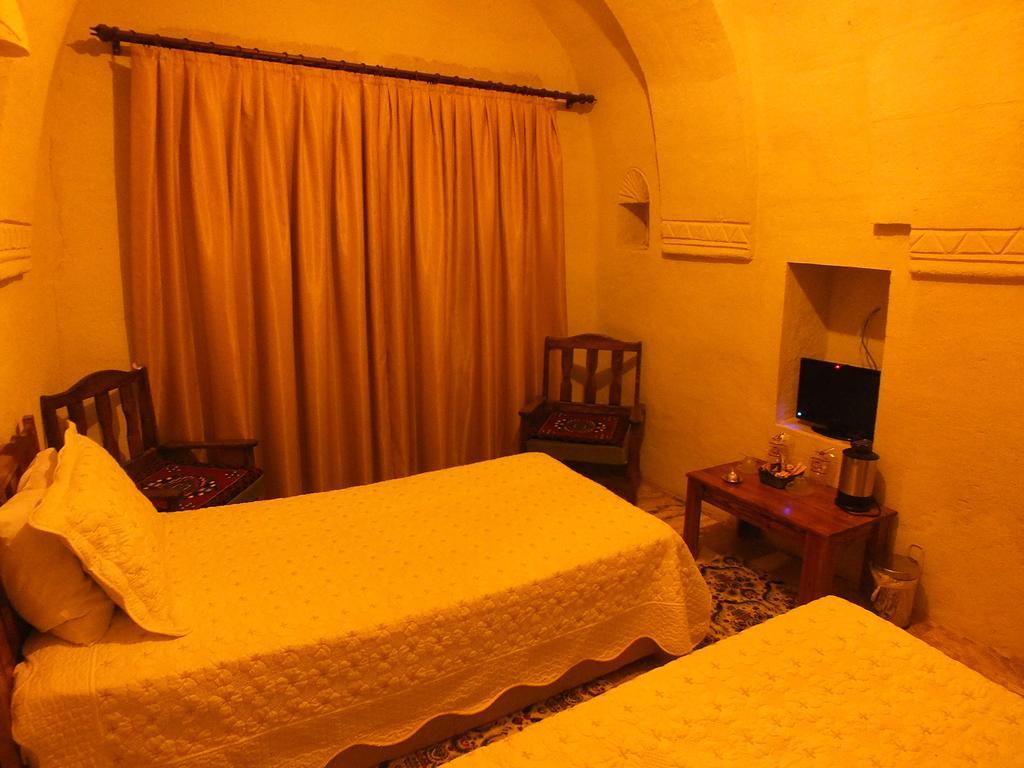 Dilek Tepesi Cave Hotel Ayvali Номер фото