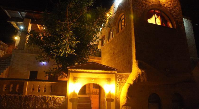 Dilek Tepesi Cave Hotel Ayvali Екстер'єр фото